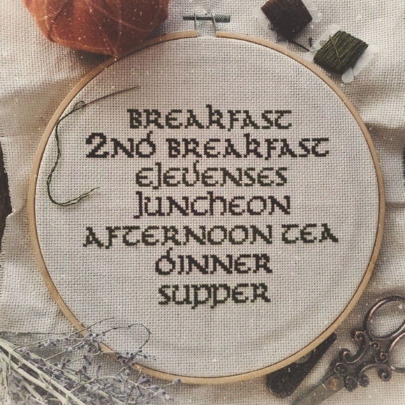 Meet Your Thrifty Nerd 💜 - Picture 2 of 12